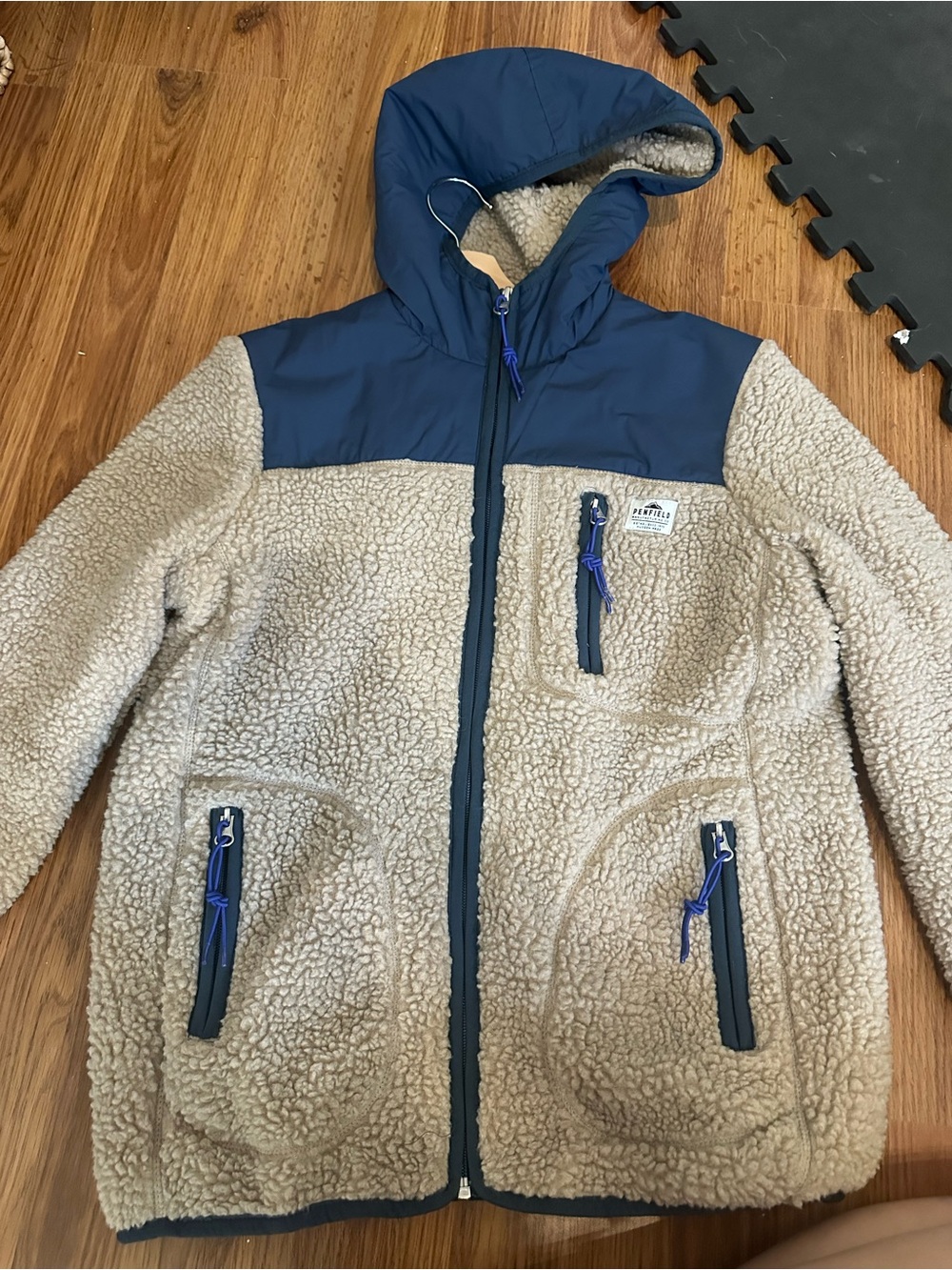 Women’s Penfield Sherpa Jacket Size Medium